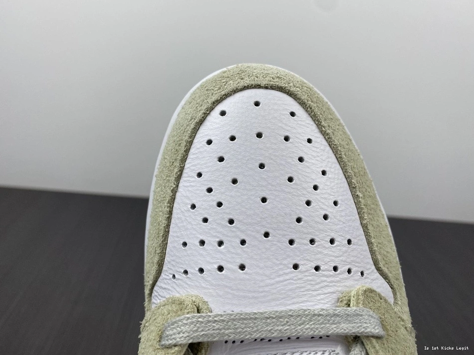 Zoom Aura 1 CMFT Jordan Olive Air CT0979-102 0129